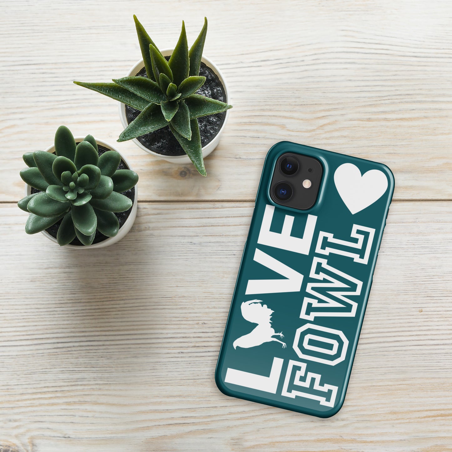 VS LOVE FOWL White and Sherpa Blue Snap Gamefowl Case for iPhone®