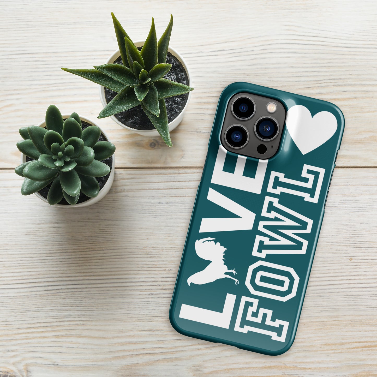 VS LOVE FOWL White and Sherpa Blue Snap Gamefowl Case for iPhone®