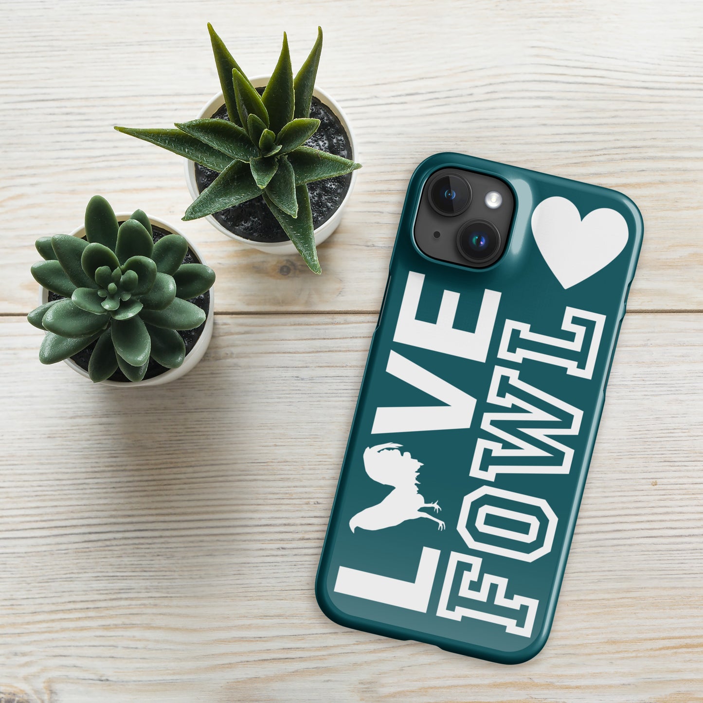 VS LOVE FOWL White and Sherpa Blue Snap Gamefowl Case for iPhone®