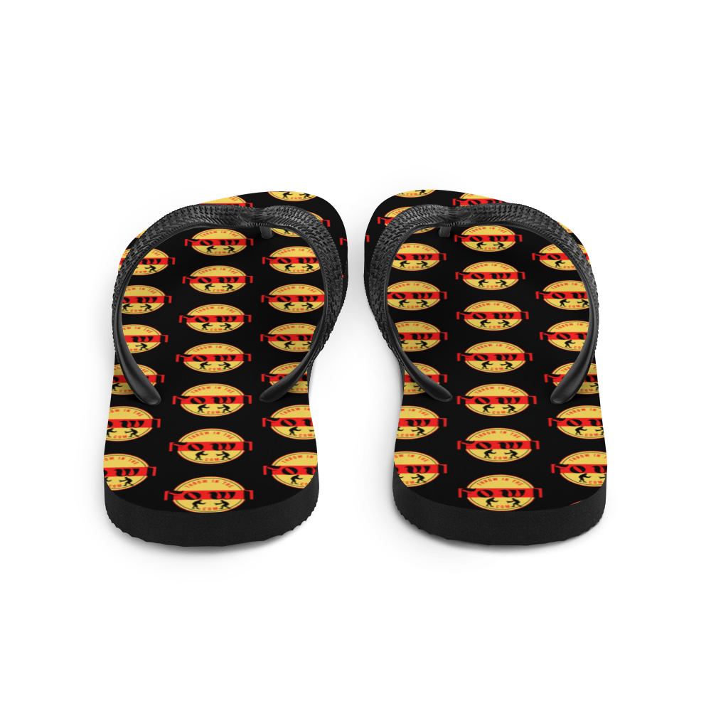 THROW IN THE FOWL Gamefowl Rooster Slippers